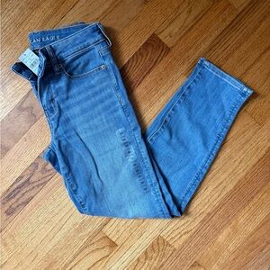 American Eagle Outfitters Women's Light Blue Jeans